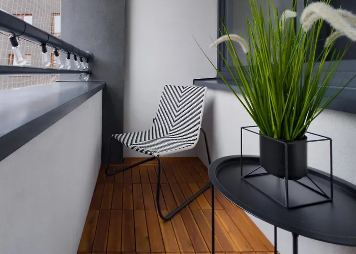 Urban Chic By Bookinghost Wroclaw