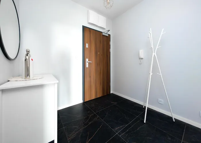 Апартаменты Urban Chic By Bookinghost