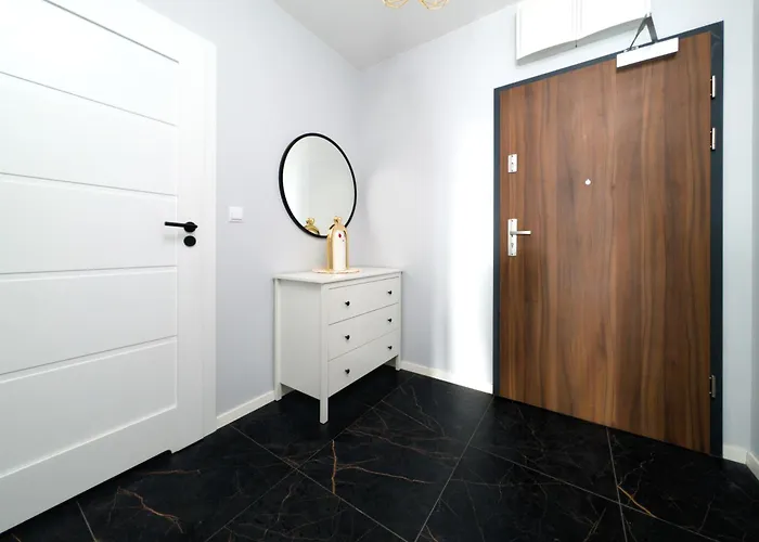 Апартаменты Urban Chic By Bookinghost